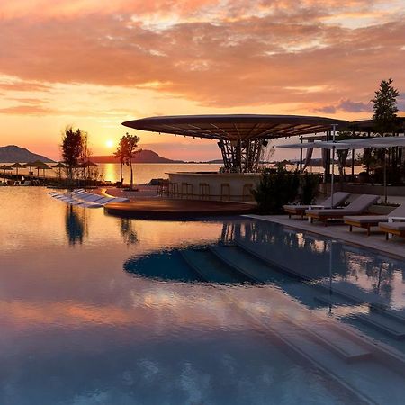 W Costa Navarino (Adults Only) Pylos Exterior photo